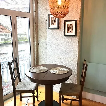Light Cozy Studio In Bonfim With Romantic Balcony * Porto