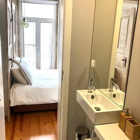 Light Cozy Studio In Bonfim With Romantic Balcony Apartment *